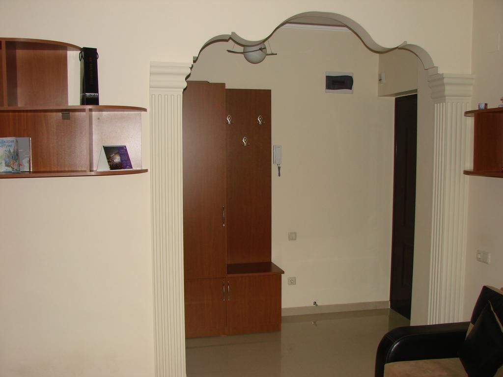 Gigi Apartments Batumi Eksteriør bilde