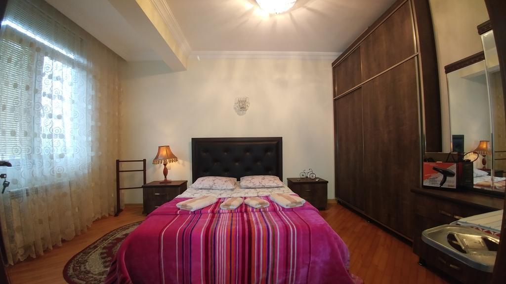 Gigi Apartments Batumi Eksteriør bilde