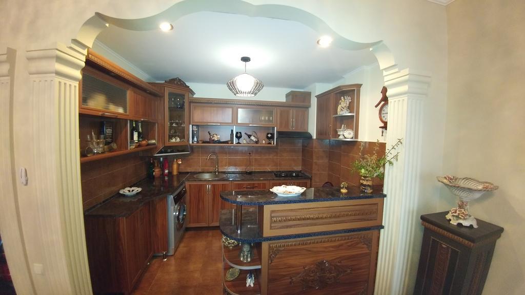 Gigi Apartments Batumi Eksteriør bilde